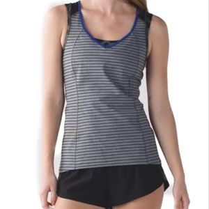 Lululemon tank with built in bra 12